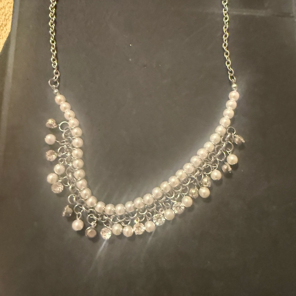 Elegant Pearl and Crystal Choker Necklace